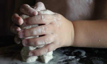 Read more about the article Clay therapy: A humble medicine